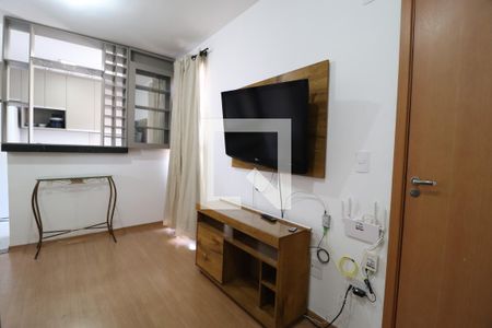 Sala de apartamento para alugar com 2 quartos, 47m² em Grand Ville, Uberlândia