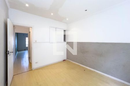 Quarto 2 de casa para alugar com 2 quartos, 150m² em Jardim da Gloria, São Paulo