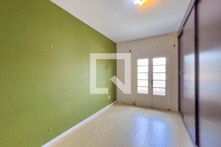 Quarto 1 de casa para alugar com 2 quartos, 150m² em Jardim da Gloria, São Paulo