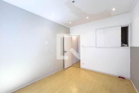 Quarto 2 de casa para alugar com 2 quartos, 150m² em Jardim da Gloria, São Paulo