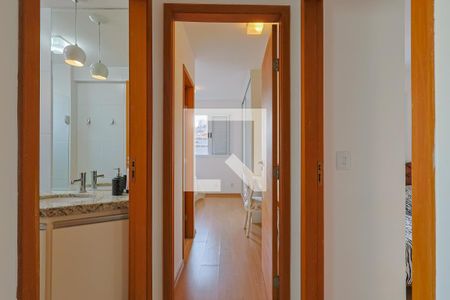 Corredor de apartamento à venda com 2 quartos, 70m² em Buritis, Belo Horizonte