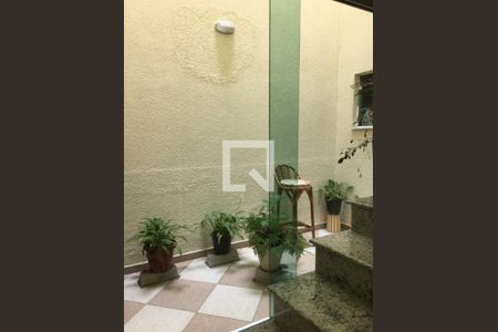 Casa à venda com 3 quartos, 288m² em Vila Dora, Santo André