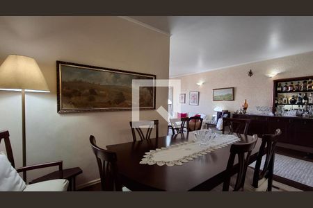 Sala de apartamento à venda com 4 quartos, 170m² em Cambuí, Campinas