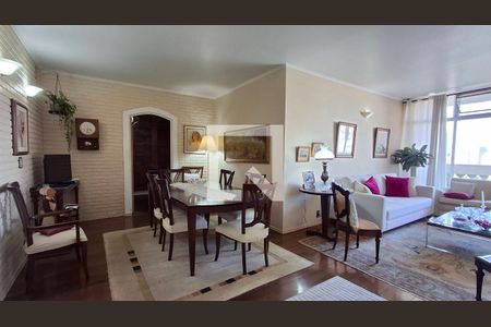 Sala de apartamento à venda com 4 quartos, 170m² em Cambuí, Campinas