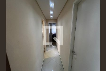Corredor de apartamento à venda com 3 quartos, 72m² em Santa Teresinha, São Paulo
