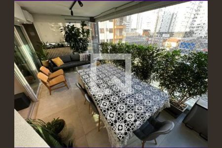 Foto 05 de apartamento à venda com 2 quartos, 81m² em Moema, São Paulo