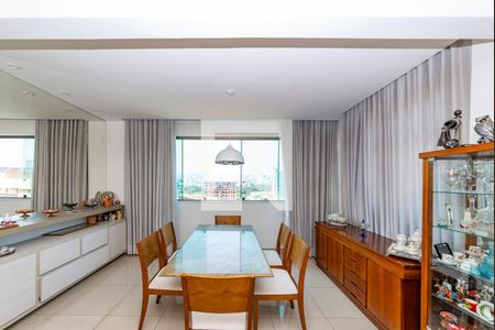 Sala de apartamento à venda com 3 quartos, 109m² em Coração Eucarístico, Belo Horizonte