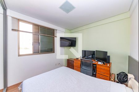 Quarto  de apartamento à venda com 3 quartos, 109m² em Coração Eucarístico, Belo Horizonte
