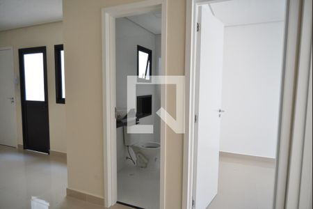 Sala de apartamento para alugar com 2 quartos, 45m² em Vila Gilda, Santo André