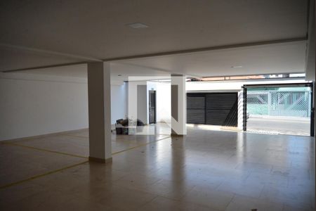 Garagem de apartamento para alugar com 2 quartos, 45m² em Vila Gilda, Santo André