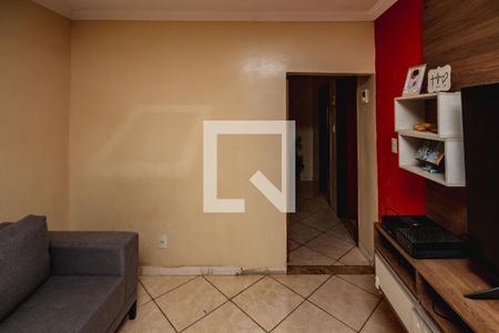 Sala de casa para alugar com 5 quartos, 300m² em Tupi, Belo Horizonte