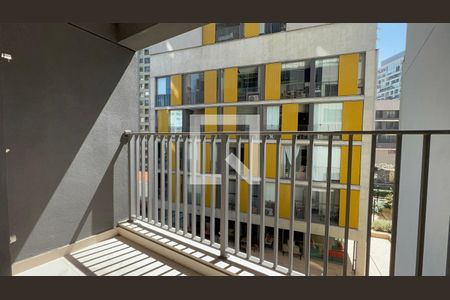 Varanda de kitnet/studio à venda com 1 quarto, 48m² em Sumarezinho, São Paulo