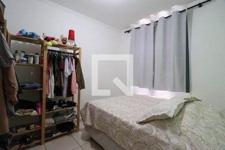 Quarto 2 de apartamento para alugar com 2 quartos, 46m² em Shopping Park, Uberlândia
