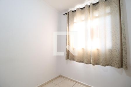 Quarto 1 de apartamento para alugar com 2 quartos, 46m² em Shopping Park, Uberlândia