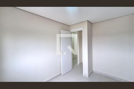 Quarto de apartamento à venda com 3 quartos, 67m² em Vila Anastácio, São Paulo