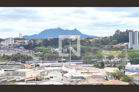 Vista Sala/Cozinha de apartamento à venda com 3 quartos, 67m² em Vila Anastácio, São Paulo