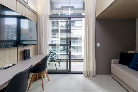 Studio de kitnet/studio à venda com 1 quarto, 30m² em Jardim das Acacias, São Paulo