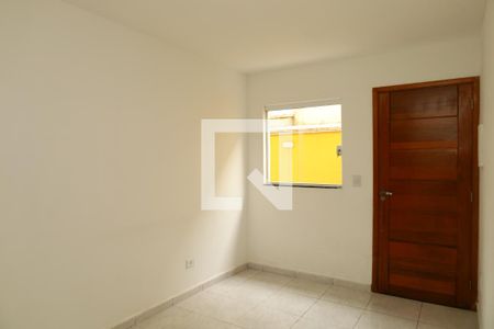 Sala de apartamento para alugar com 2 quartos, 40m² em Itaquera, São Paulo