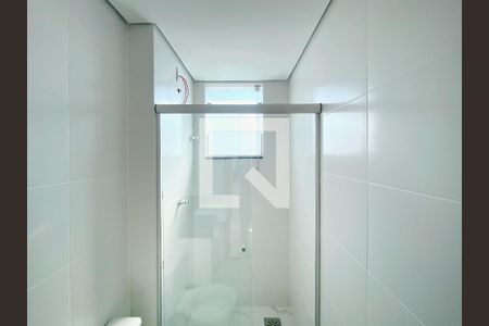 Banheiro de apartamento à venda com 2 quartos, 60m² em Santa Branca, Belo Horizonte