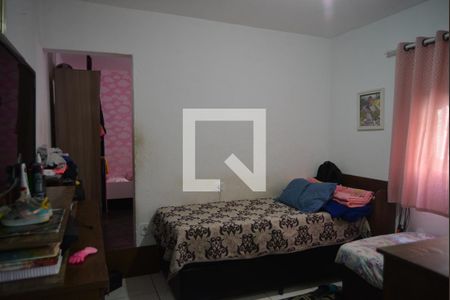 Quarto 1 de casa à venda com 2 quartos, 230m² em Jardim Itapoan, Santo André