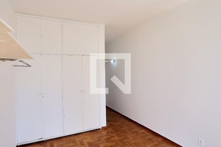 Sala/Quarto de apartamento para alugar com 1 quarto, 40m² em Funcionários, Belo Horizonte