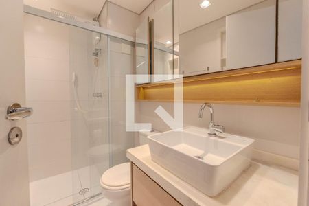 Banheiro de kitnet/studio para alugar com 1 quarto, 42m² em Consolação, São Paulo