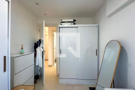 Quarto 1 de apartamento à venda com 2 quartos, 44m² em Santo Cristo, Rio de Janeiro