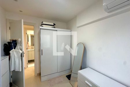 Quarto 1 de apartamento à venda com 2 quartos, 44m² em Santo Cristo, Rio de Janeiro