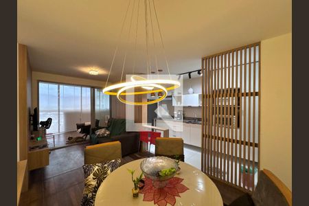 Sala de apartamento à venda com 2 quartos, 80m² em Recreio dos Bandeirantes, Rio de Janeiro