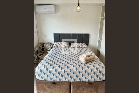 Quarto/Sala de kitnet/studio à venda com 1 quarto, 27m² em Indianópolis, São Paulo