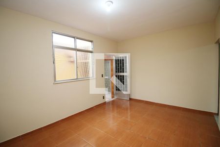Sala de apartamento à venda com 2 quartos, 68m² em Olaria, Rio de Janeiro