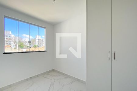 Quarto  de apartamento para alugar com 2 quartos, 60m² em Santa Branca, Belo Horizonte