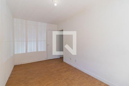 Quarto de apartamento para alugar com 1 quarto, 53m² em Santa Tereza, Porto Alegre