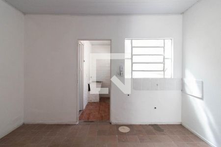 Sala/Cozinha de casa para alugar com 1 quarto, 30m² em Medianeira, Porto Alegre