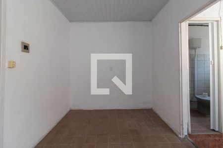 Sala/Cozinha de casa para alugar com 1 quarto, 30m² em Medianeira, Porto Alegre