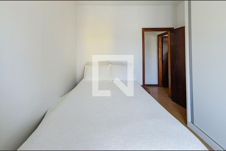 Quarto 1 de casa para alugar com 4 quartos, 420m² em Luxemburgo, Belo Horizonte