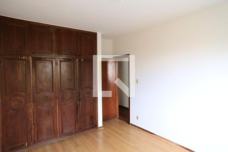 Quarto de apartamento à venda com 3 quartos, 89m² em Santo Antônio, Belo Horizonte