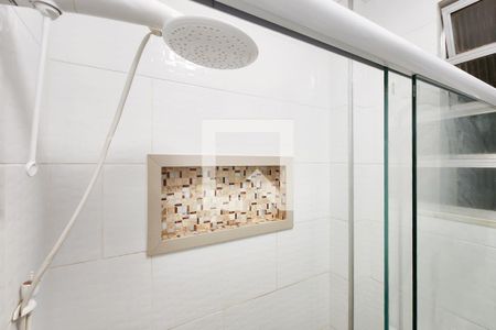 Banheiro de apartamento à venda com 1 quarto, 40m² em Saúde, Rio de Janeiro