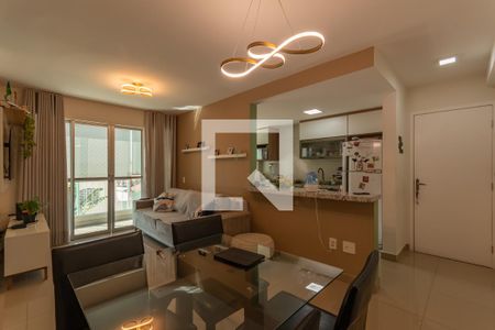 Sala de apartamento à venda com 3 quartos, 72m² em Jardim Guanabara, Belo Horizonte