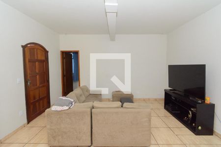 Casa1 - Sala de casa à venda com 6 quartos, 79m² em Amazonas, Contagem