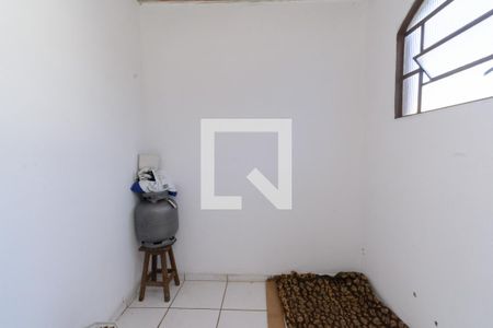 Casa2 - Área de Serviço de casa à venda com 6 quartos, 79m² em Amazonas, Contagem