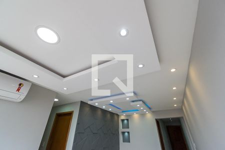 Sala de apartamento à venda com 2 quartos, 55m² em Irajá, Rio de Janeiro