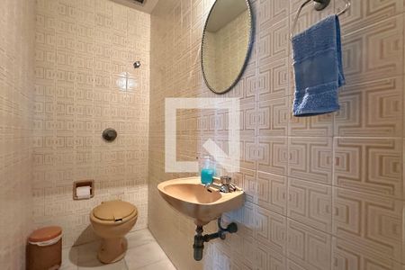 Lavabo de apartamento à venda com 4 quartos, 162m² em Copacabana, Rio de Janeiro