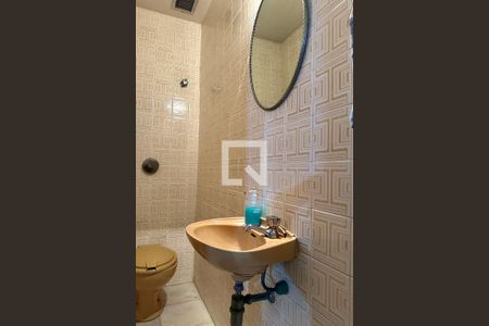 Lavabo de apartamento à venda com 4 quartos, 162m² em Copacabana, Rio de Janeiro