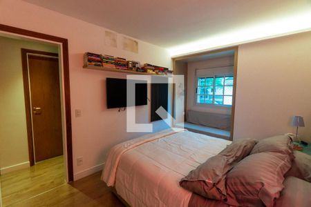 Quarto 1 de casa de condomínio à venda com 4 quartos, 356m² em Jardim Prudência, São Paulo