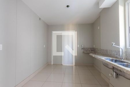 Cozinha de apartamento à venda com 4 quartos, 200m² em Cruzeiro, Belo Horizonte