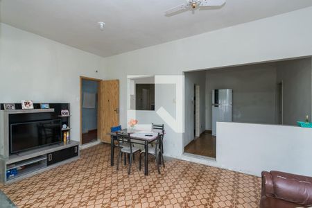 Sala de casa à venda com 5 quartos, 200m² em Irajá, Rio de Janeiro