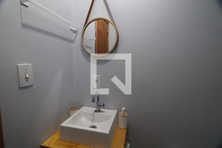 Lavabo de casa à venda com 2 quartos, 83m² em São José, Canoas
