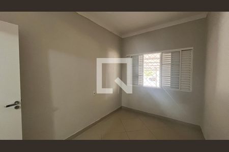 Quarto 1 de casa à venda com 3 quartos, 100m² em Taquaral, Campinas
