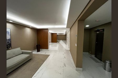 Hall de entrada de apartamento à venda com 3 quartos, 93m² em Parada Inglesa, São Paulo